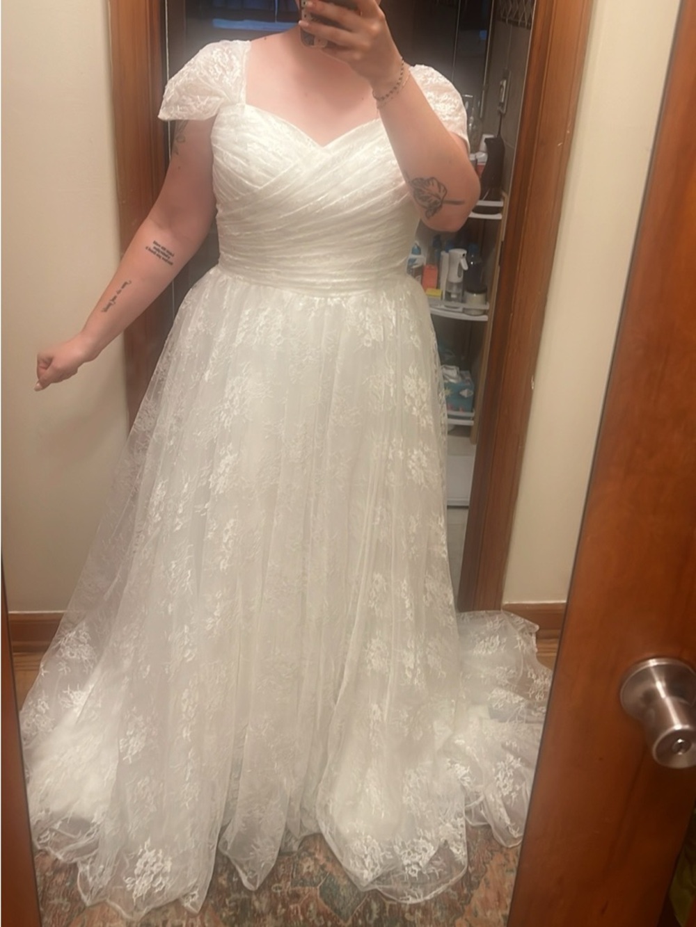 Floral Lace Sweetheart Neck Cap Sleeve A Line Ivory Wedding Dress